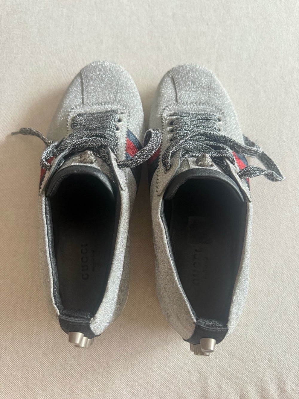 Metallic Gucci shoes, size 7, slightly used - Picture 3 of 4